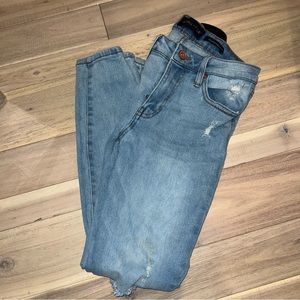 Kendall + Kylie Ripped skinny jeans